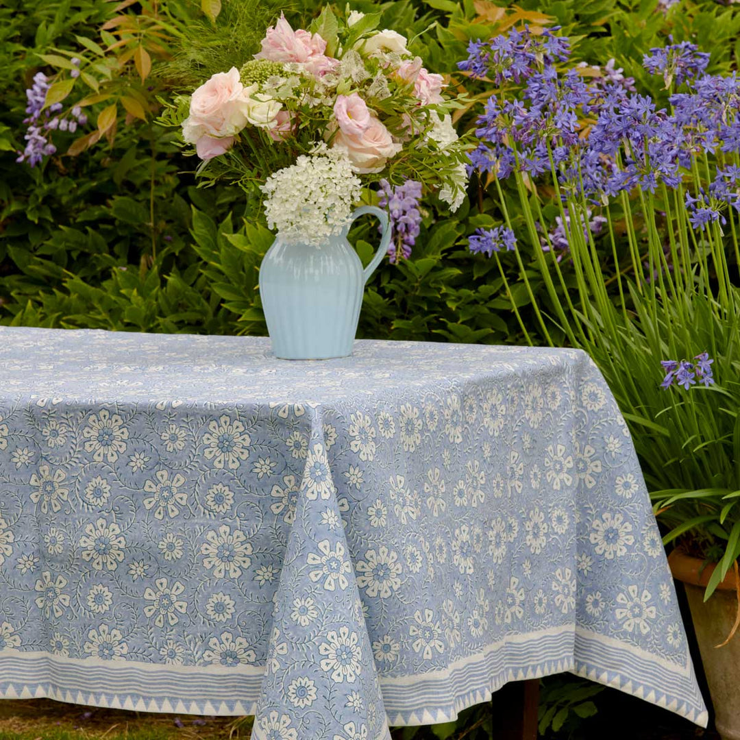 The Inniscarra Linen Tablecloth